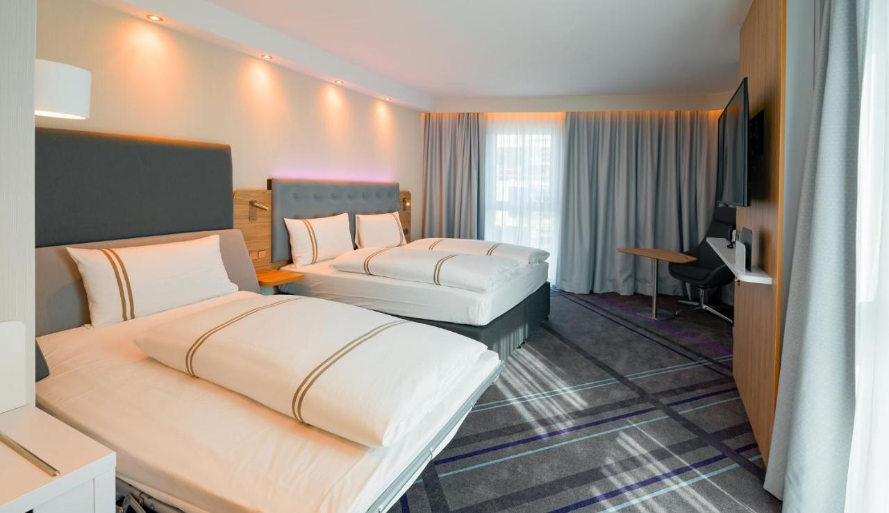 Premier Inn Mannheim City Centre Exterior photo