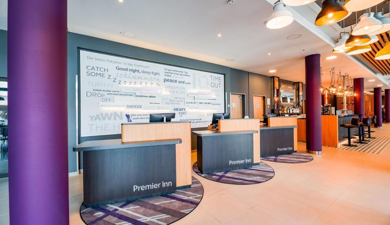 Premier Inn Mannheim City Centre Exterior photo
