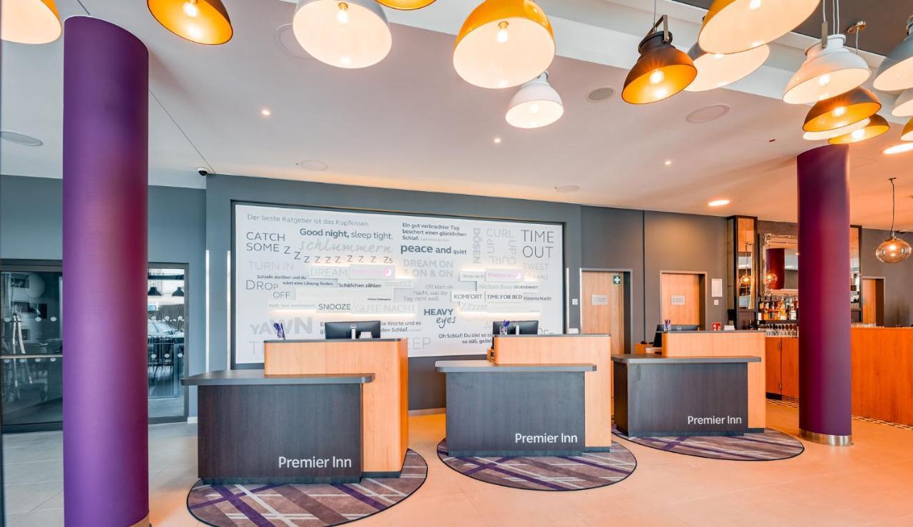 Premier Inn Mannheim City Centre Exterior photo